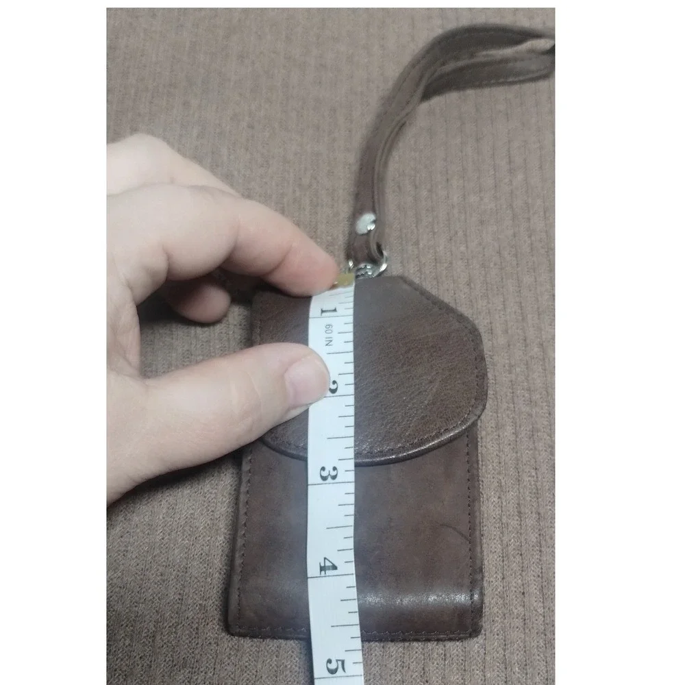 Pelle Studio measurements height